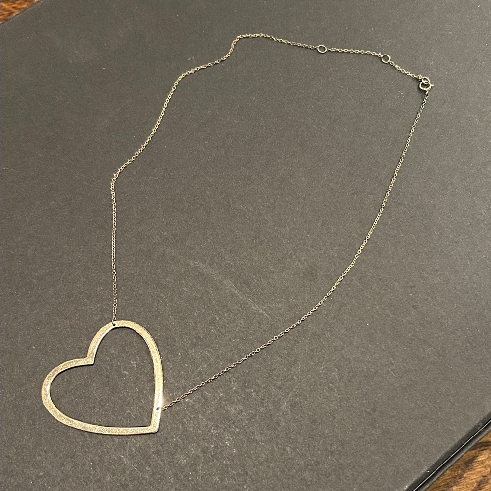 Delicate Heart Pendant Necklace - Gold